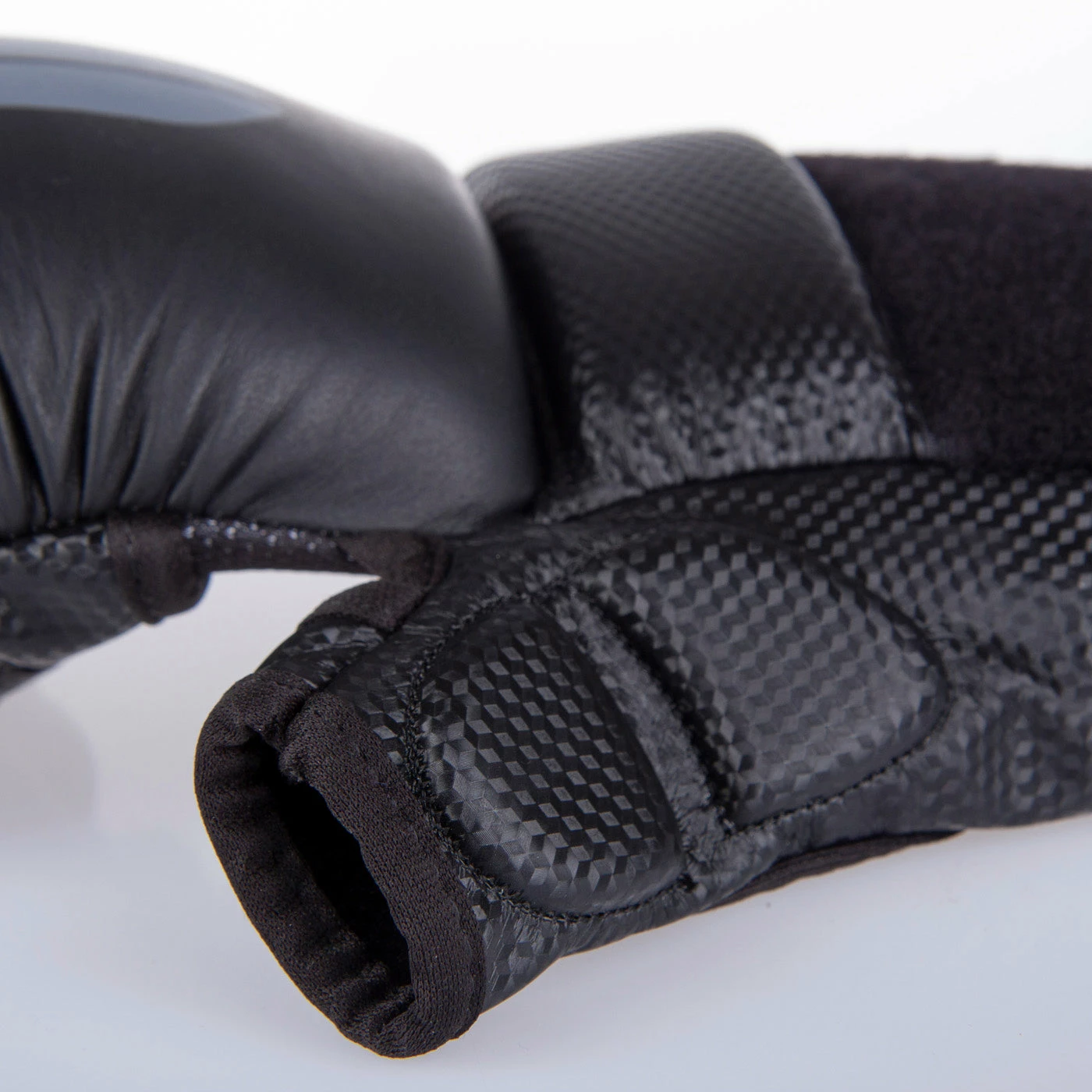 Fighter MMA Gloves Training - Black, FMG-001 4 Fighter MMA Gloves Training - Black, FMG-001 - Image 2