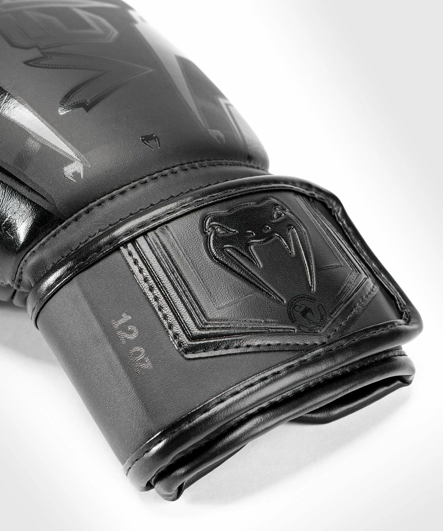 Venum Boxing Gloves Elite Evo - Black 5 Venum Boxing Gloves Elite Evo - Black - Image 3