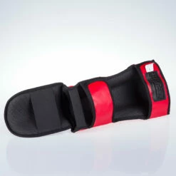 Fighter Shinguards Thai Classic - Red/black, JE1573RB -Fighters Europe Store 22be6d7235801bb21312dcbc17c93d2b