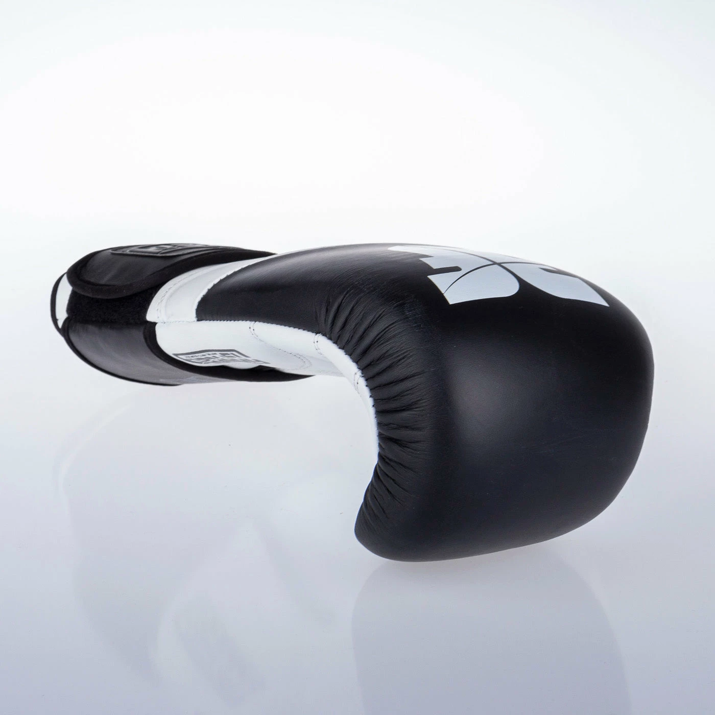 Fighter Boxing Gloves SPLIT- Black/white, FBG-001BW 5 Fighter Boxing Gloves SPLIT- Black/white, FBG-001BW - Image 3