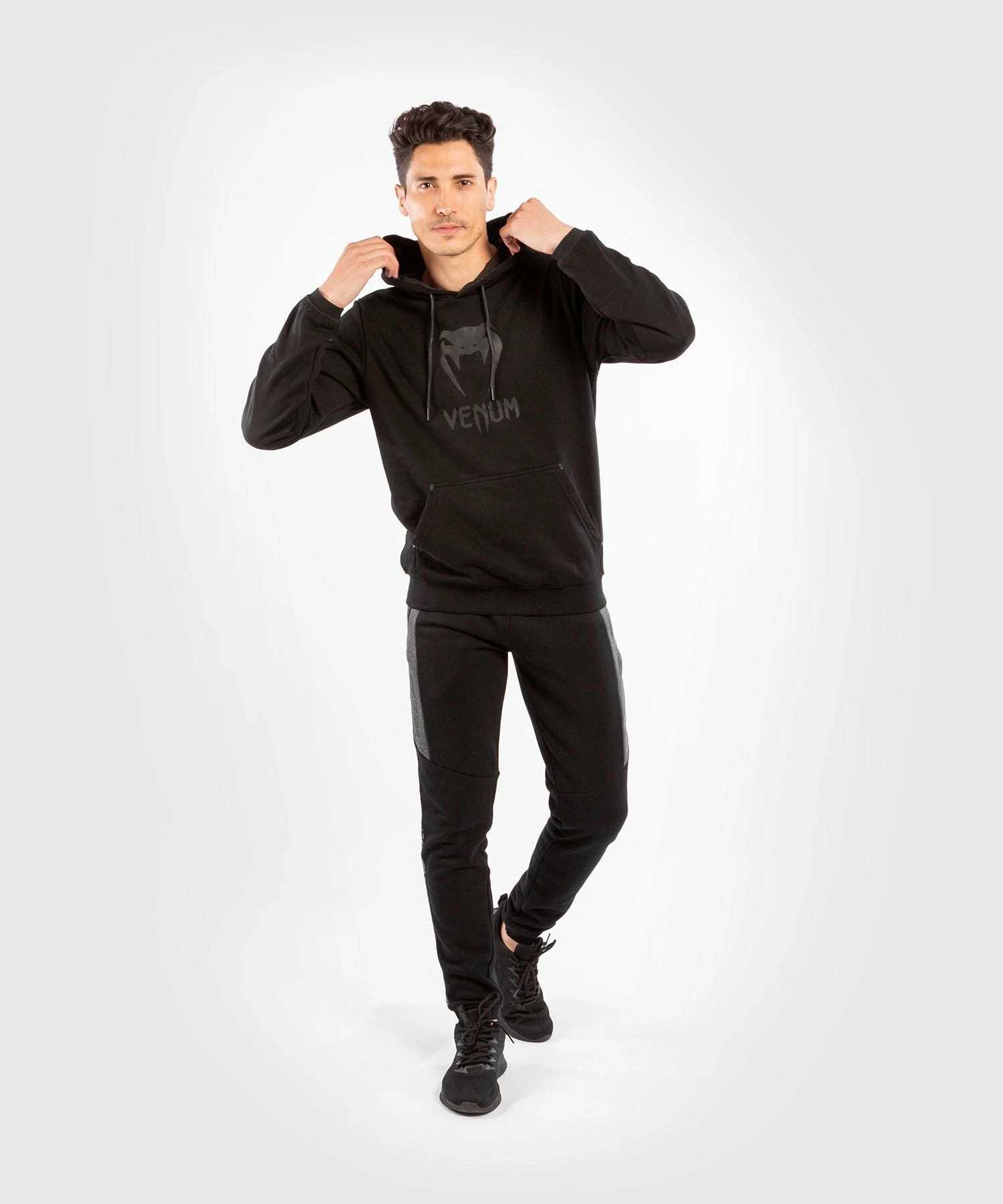 Venum Hoodie Classic - Black 6 Venum Hoodie Classic - Black - Image 4