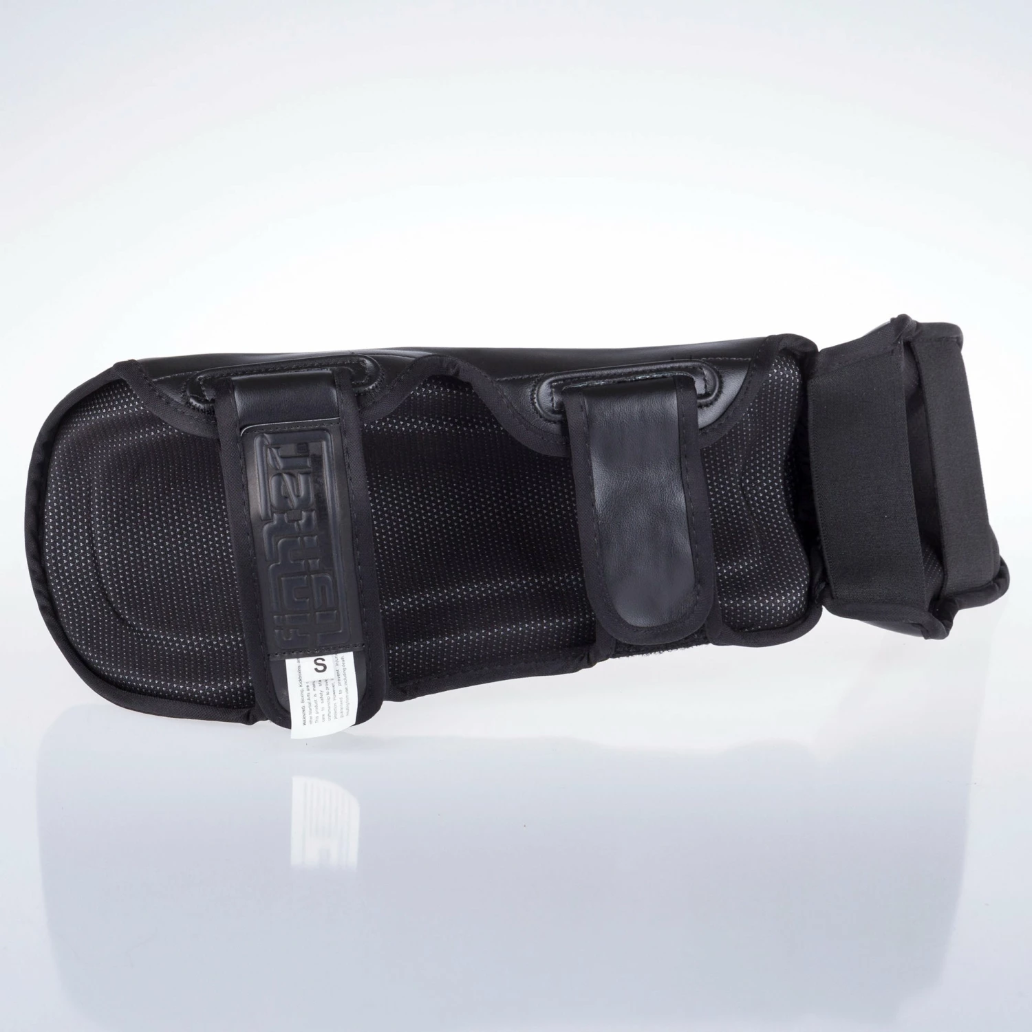Fighter Shinguards Thai Ergo - Black/red, FSG-004BR 6 Fighter Shinguards Thai Ergo - Black/red, FSG-004BR - Image 4