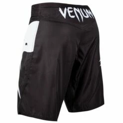 Venum Light 3.0 Fightshorts - Black/white, VENUM-03615-108 -Fighters Europe Store 59239c07635f29005b1d7a96d6e531ca
