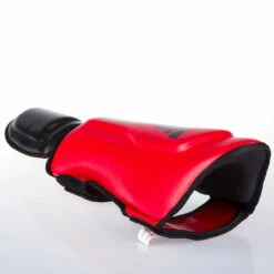 Fighter Shinguards Thai Classic - Red/black, JE1573RB -Fighters Europe Store 6583fc7c6492b028ce585582cd303fb5