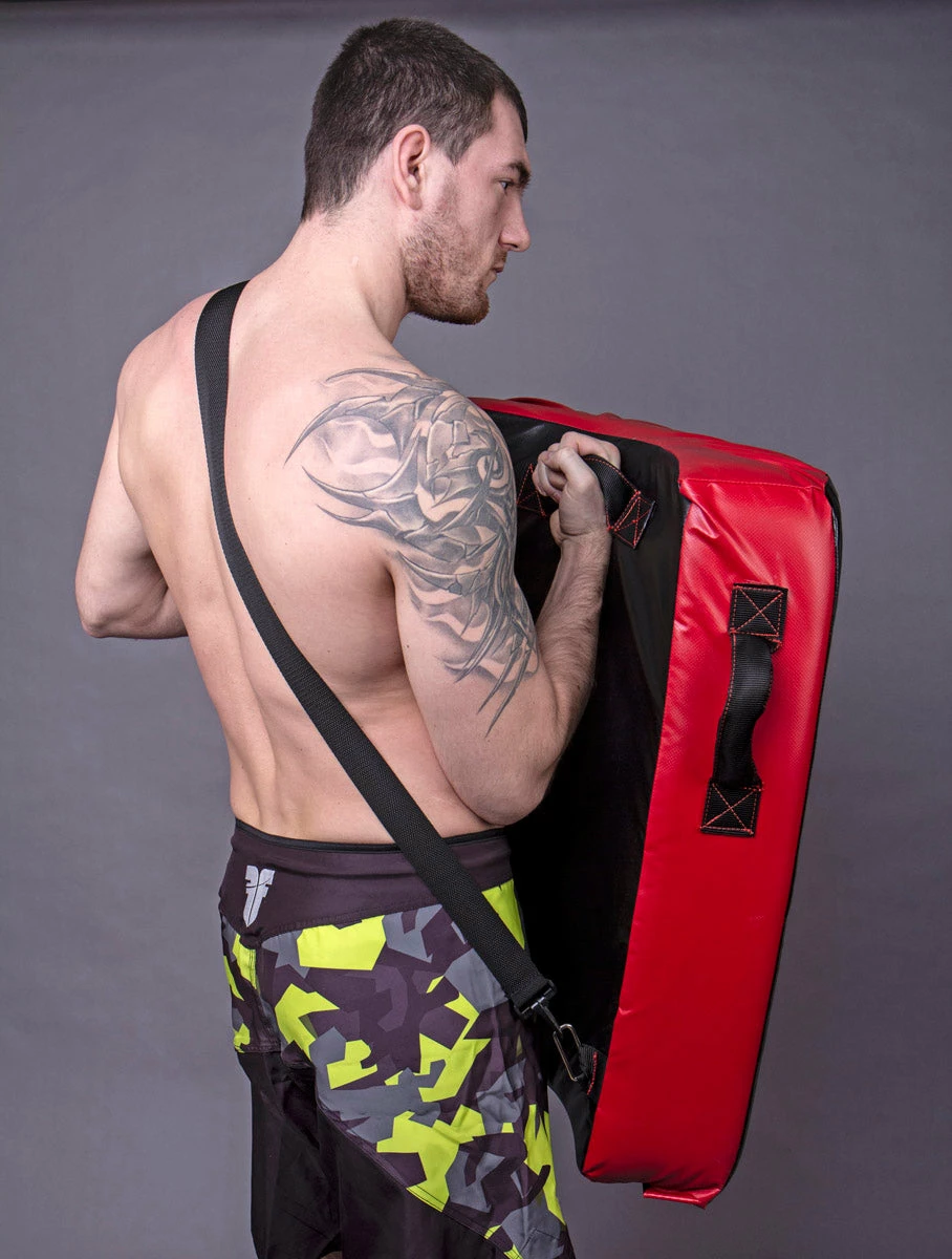 Fighter Kicking/Punching Shield - Black/red, FKPS-01 5 Fighter Kicking/Punching Shield - Black/red, FKPS-01 - Image 3