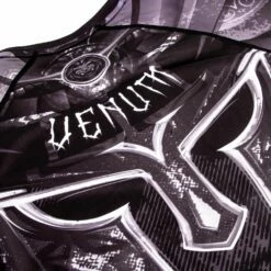 Venum Gladiator 3.0 Rashguard -Fighters Europe Store 79fd7b3b201c425d702fab9d9ad776514b61d6e8 rash gladiator ss black white 1500 06