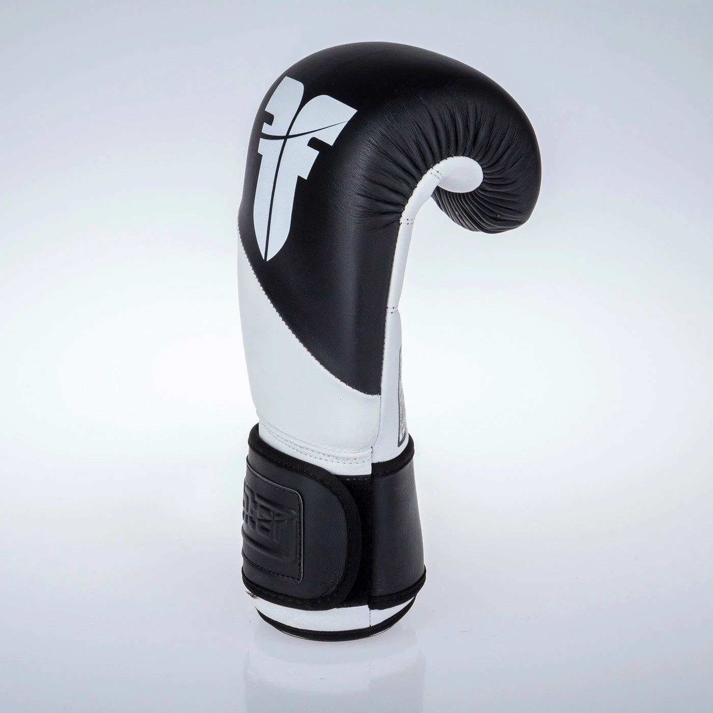 Fighter Boxing Gloves SPLIT- Black/white, FBG-001BW 9 Fighter Boxing Gloves SPLIT- Black/white, FBG-001BW - Image 7
