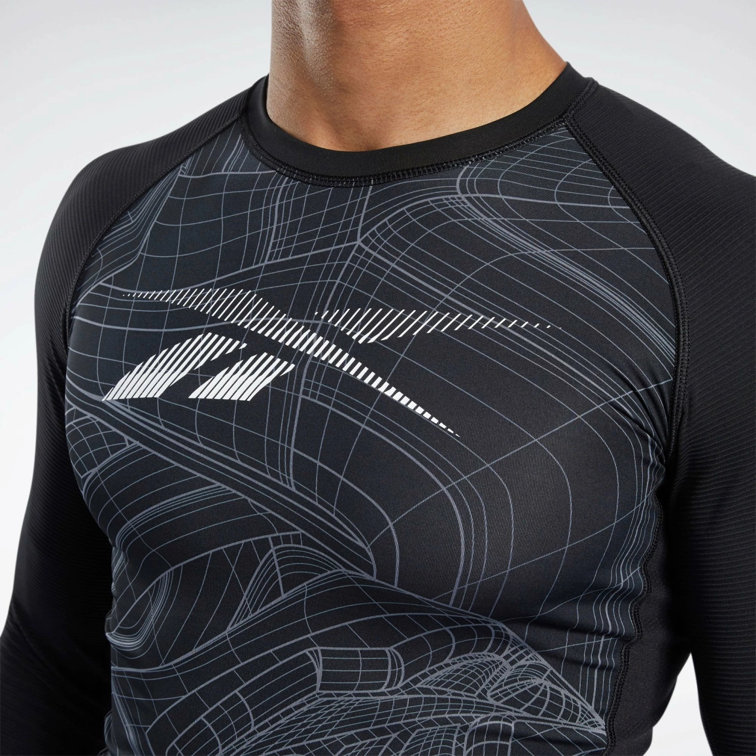 Reebok Compression Long Sleeve Tee, FS8581 5 Reebok Compression Long Sleeve Tee, FS8581 - Image 4