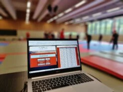 Fighter Free-Standing Boxing Bag SPEED - Powered By Reaction Counter - FSBS-RC -Fighters Europe Store 8cb57bf8 f882 4268 9bb6 b1cb81fc94ea