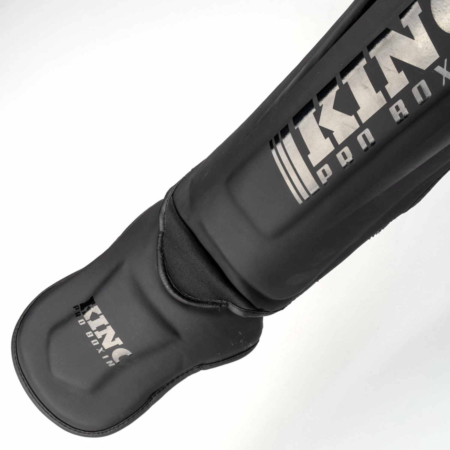 King Pro Boxing Shinguards Revo 4 - Black 4 King Pro Boxing Shinguards Revo 4 - Black - Image 2