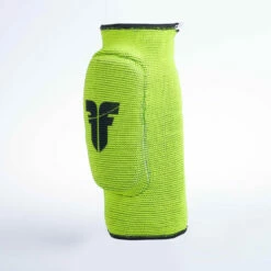 Fighter Reversible Elbow Guard - Black/green 13 Fighter Reversible Elbow Guard - Black/green -Fighters Europe Store DSCF5295