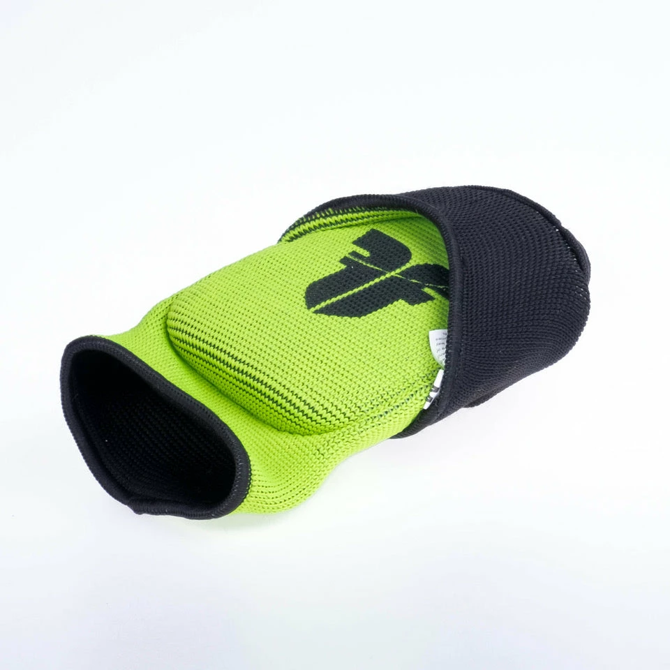 Fighter Reversible Elbow Guard - Black/green 9 Fighter Reversible Elbow Guard - Black/green - Image 7