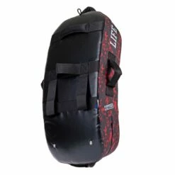 Fighter Kicking Shield - MULTI GRIP - Life Is A Fight - Red Camo, FKSH-26 -Fighters Europe Store DSCF6492
