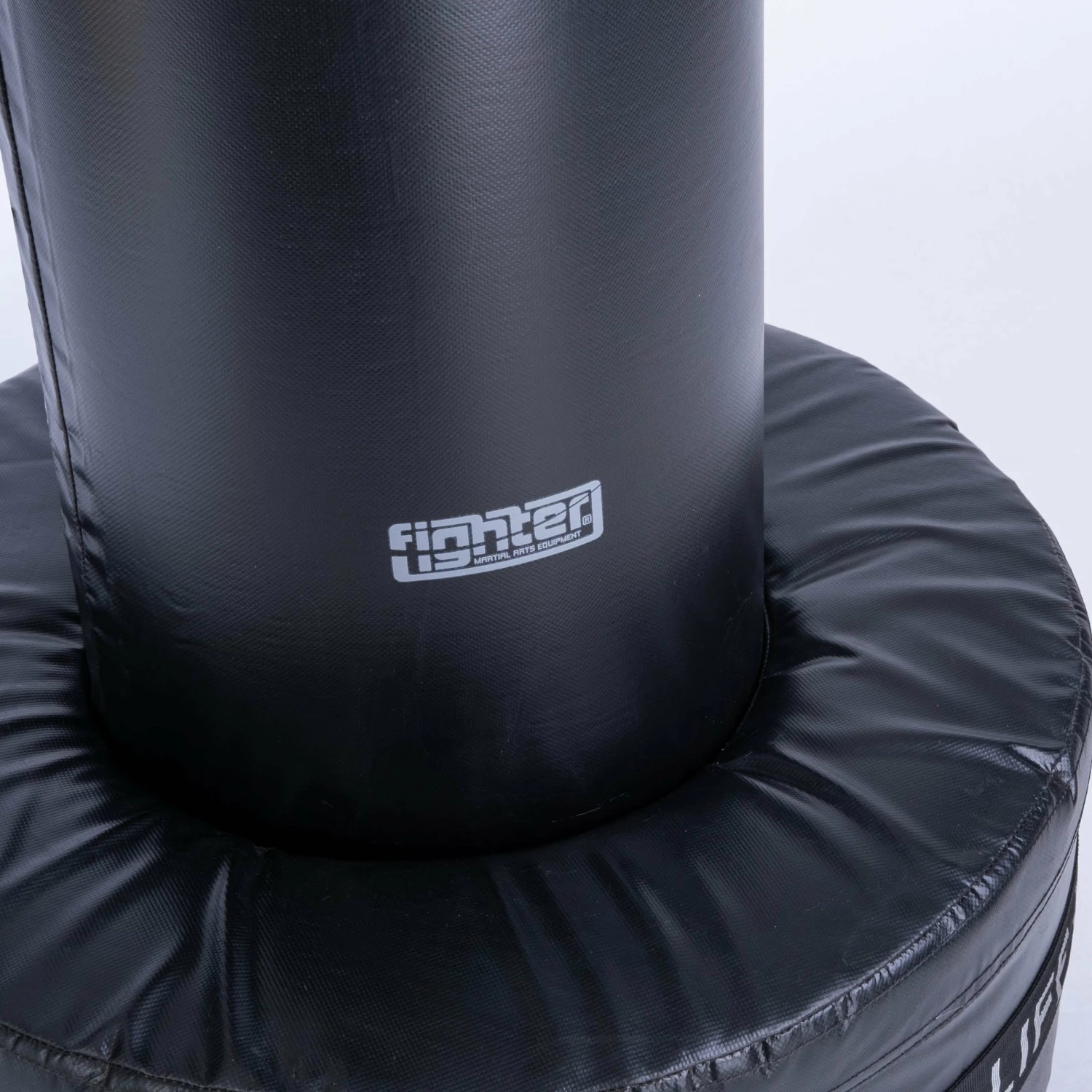 Fighter Free-Standing Boxing Bag Classic - Black/gold 5 Fighter Free-Standing Boxing Bag Classic - Black/gold - Image 3