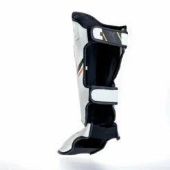 King Pro Boxing Shin Guards THOR - White/gold 12 King Pro Boxing Shin Guards THOR - White/gold -Fighters Europe Store KBPSGL THOR WH04