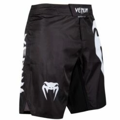 Venum Light 3.0 Fightshorts - Black/white, VENUM-03615-108 -Fighters Europe Store b73cc4e53a29d7a5ad32f7da17bc541d