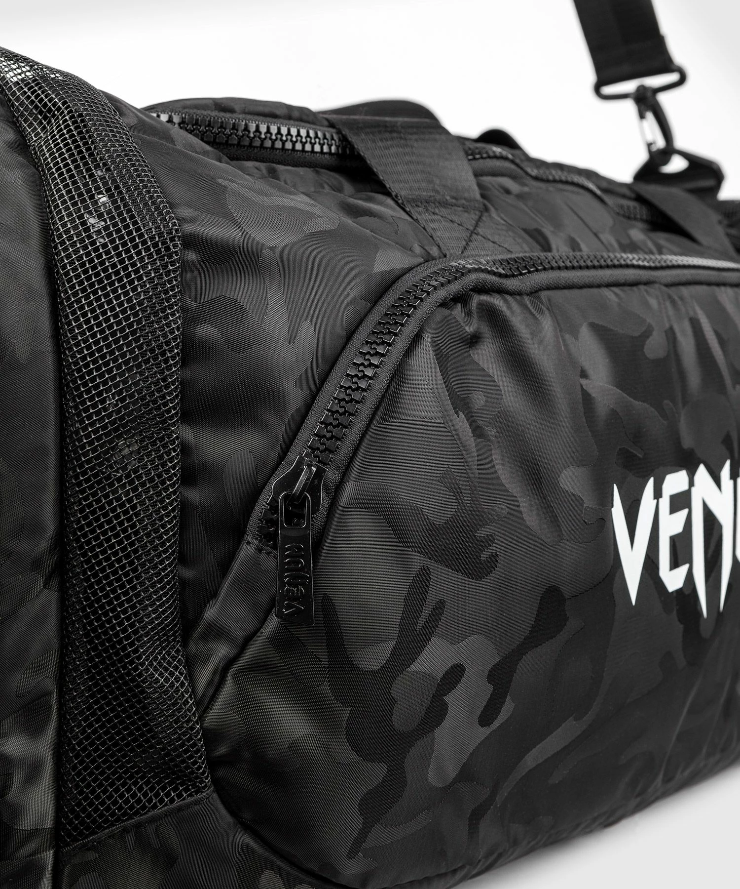Venum Sports Bag Trainer Lite - Black/camo 7 Venum Sports Bag Trainer Lite - Black/camo - Image 5