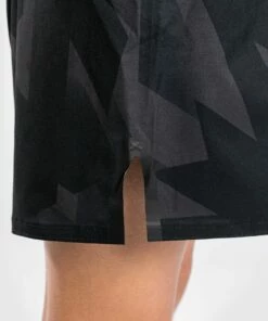 Venum Razor Kids MMA Shorts - Black/gold 16 Venum Razor Kids MMA Shorts - Black/gold -Fighters Europe Store d6e93917a8a43d642f53687564bd58026a8c2f17 FS RAZOR BLACK 09